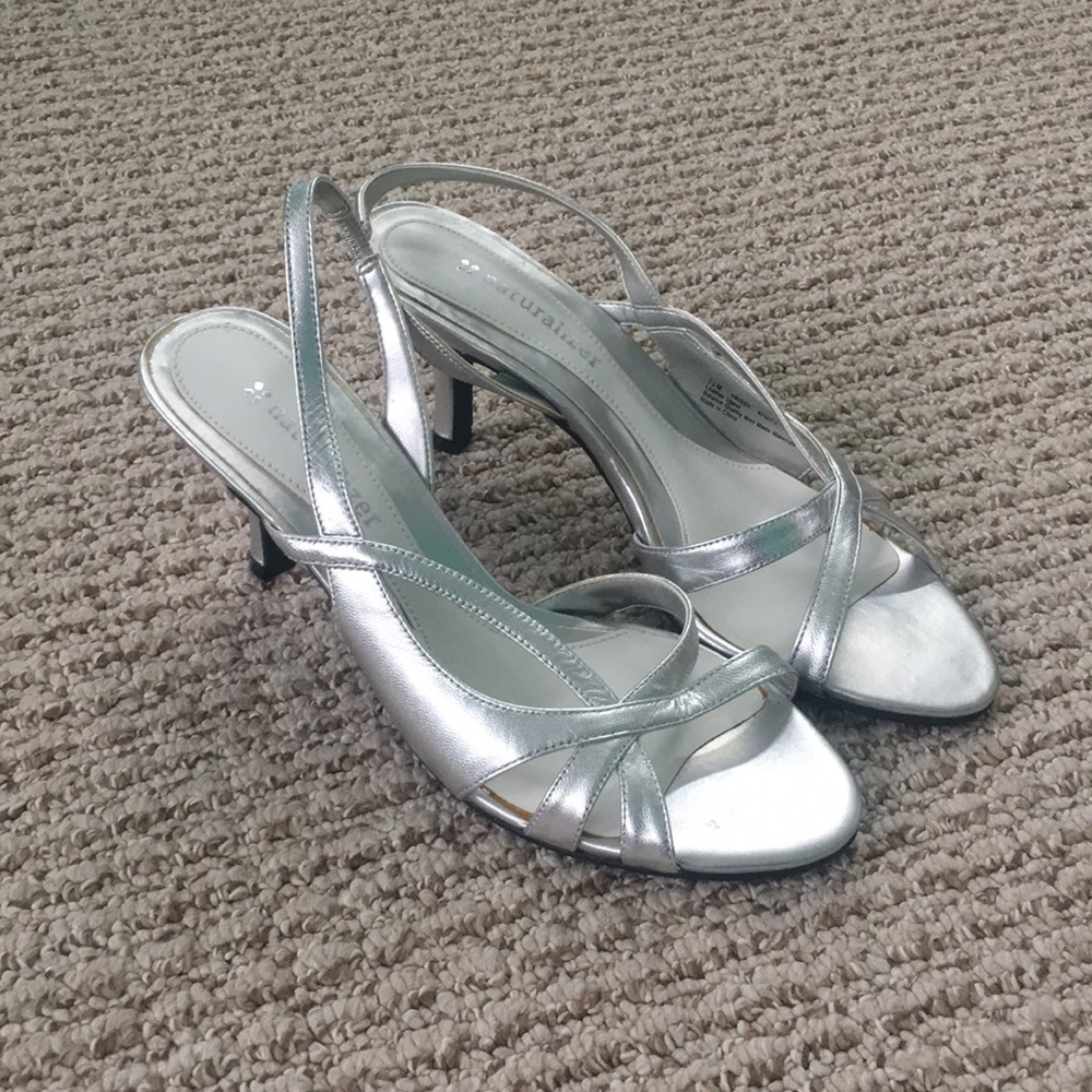 Naturalizer Silver Heels